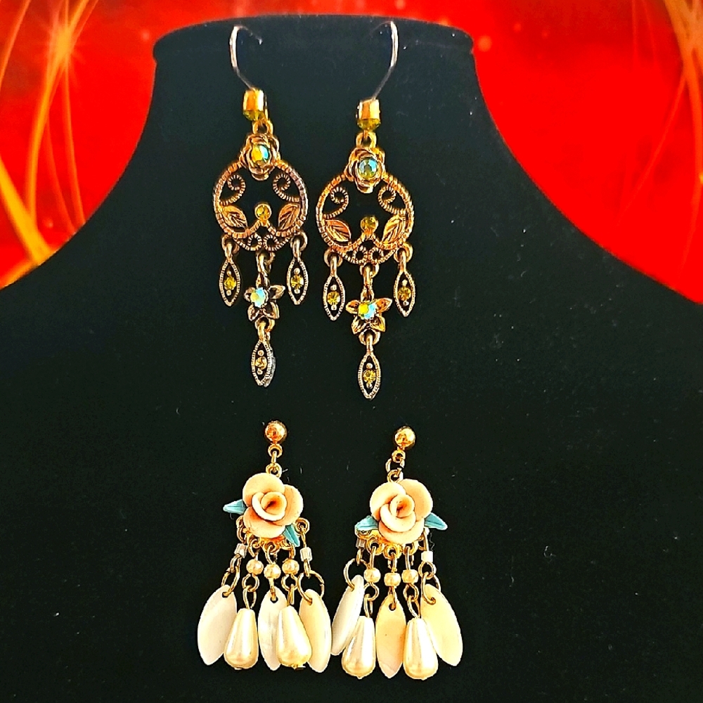Vintage Victorian Style Goldtone Dangling Earrings Bundle